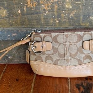 Coach Bags Wrist Wallet, Brown Monogram